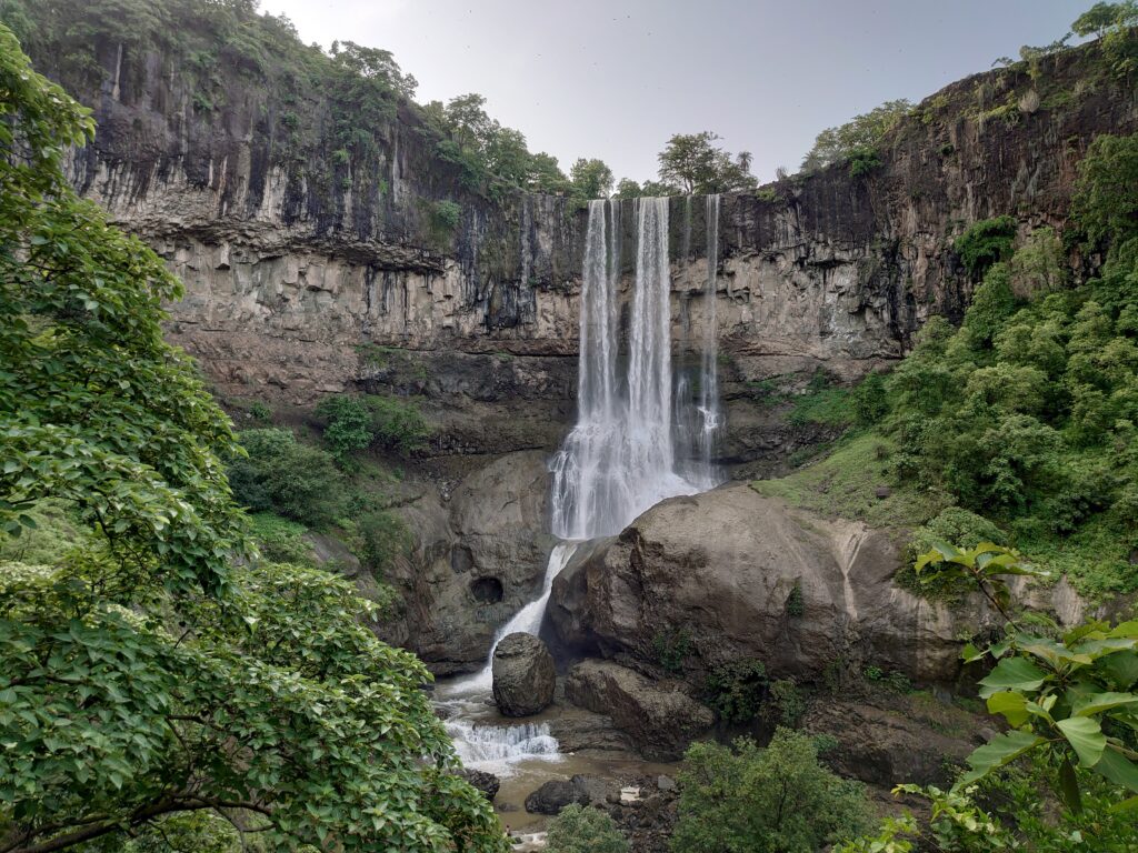 Mohadi waterfall