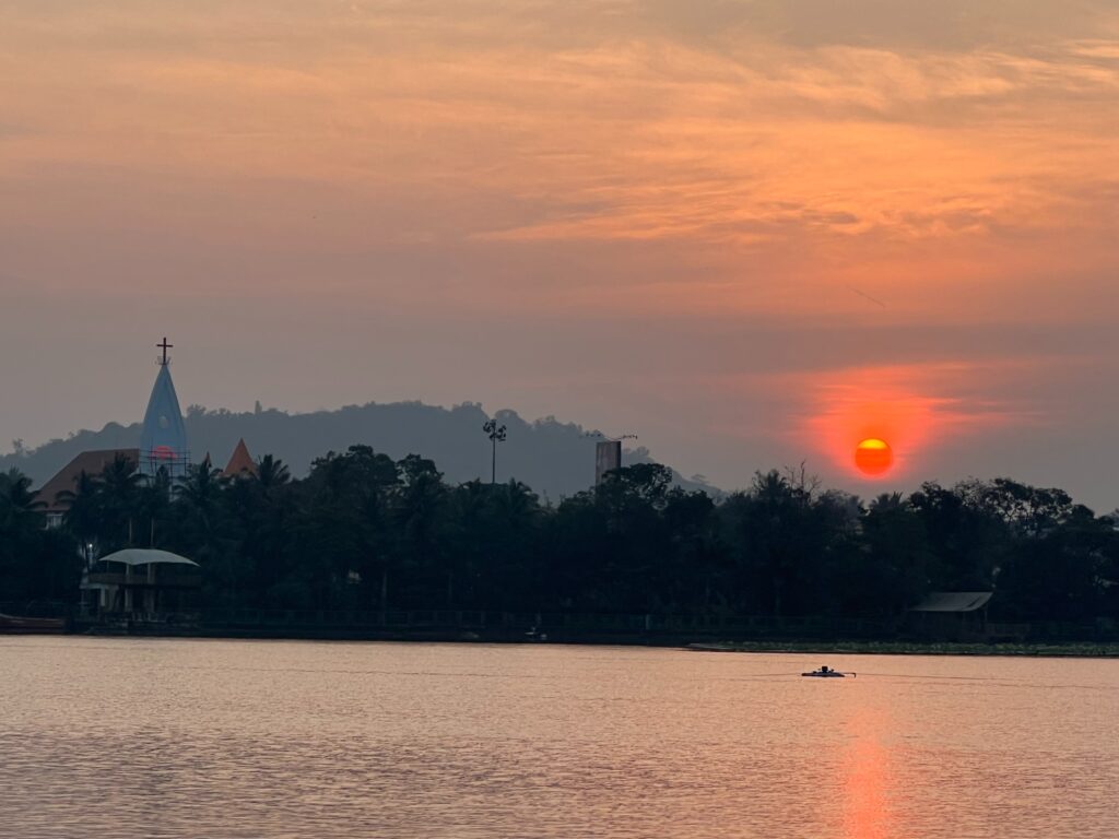 Unkal Lake