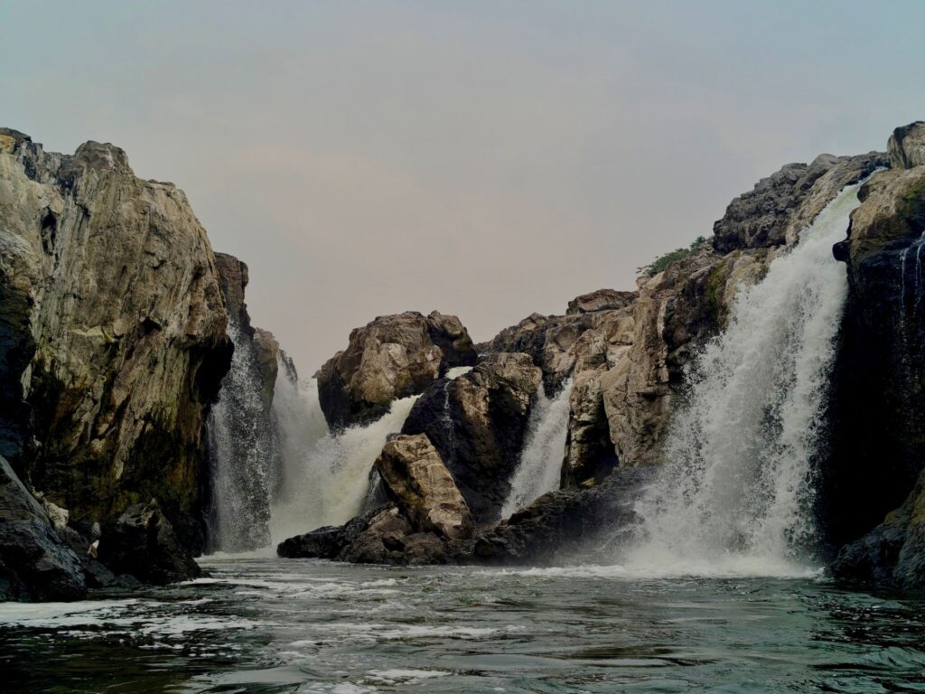 Hogenakkal Falls