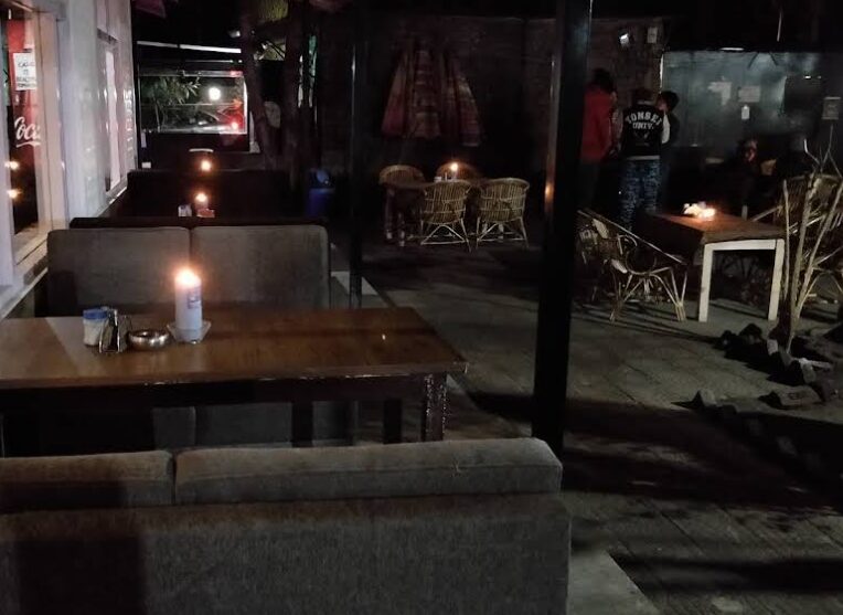 Moon Dance Café