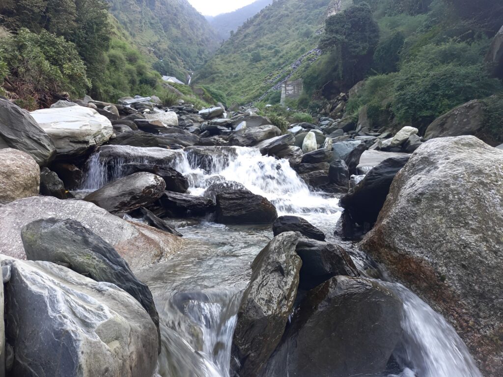 Bhagsunag waterfall