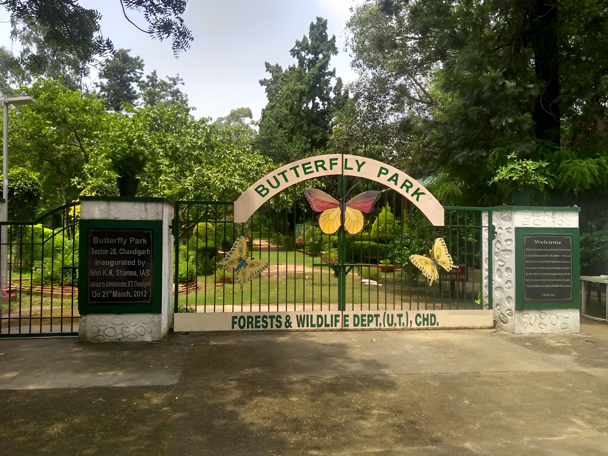 Butterfly Park (Chandigarh)- Sector 26 buttergly-park-picwish1