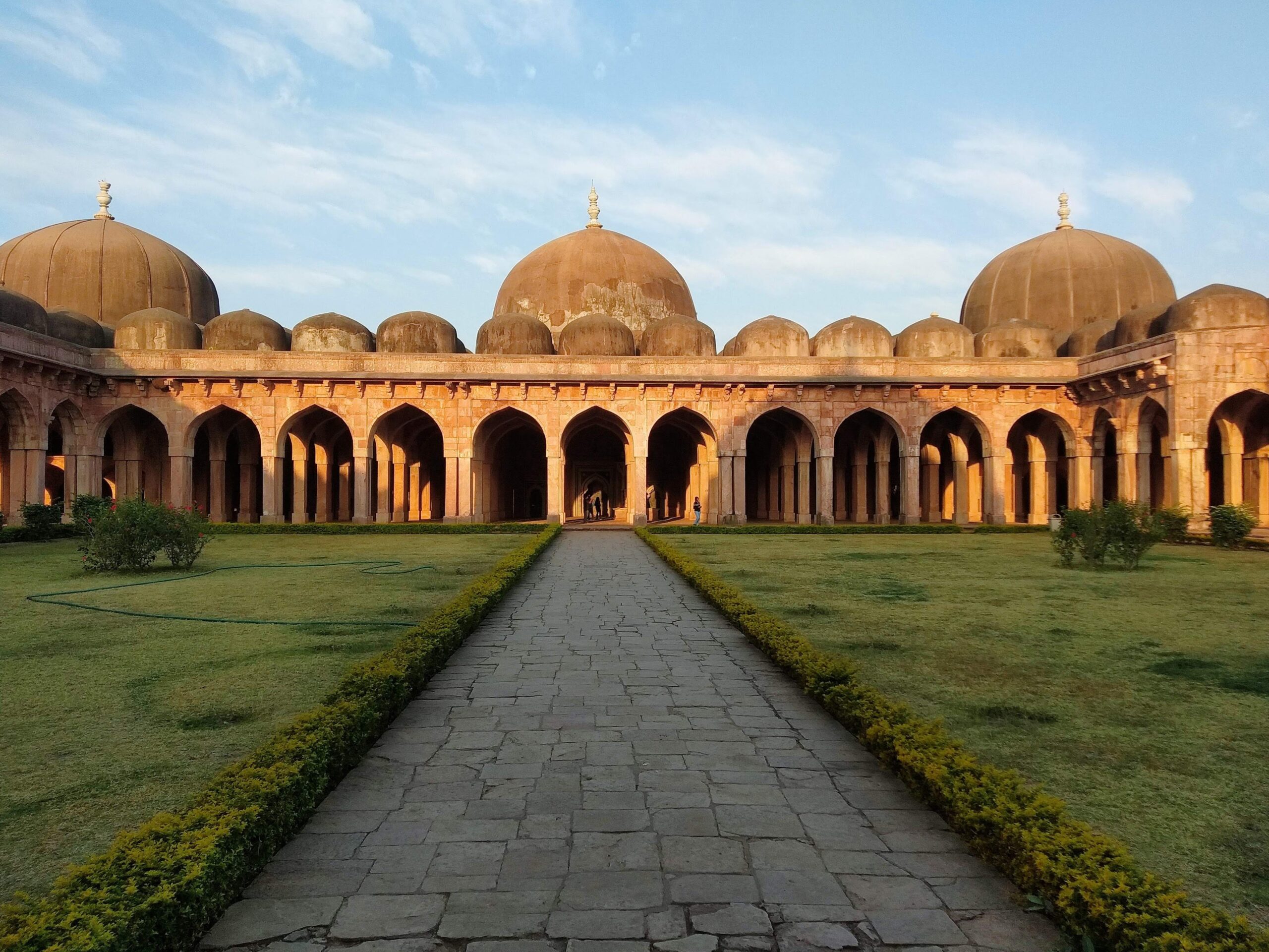 Jami Masjid (Mandu), History, Architecture- MP Jami Masjid