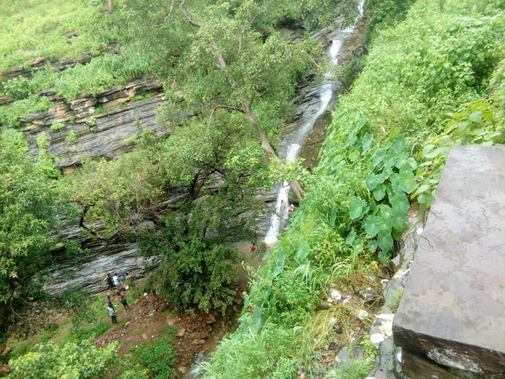 Malan Kho Waterfall