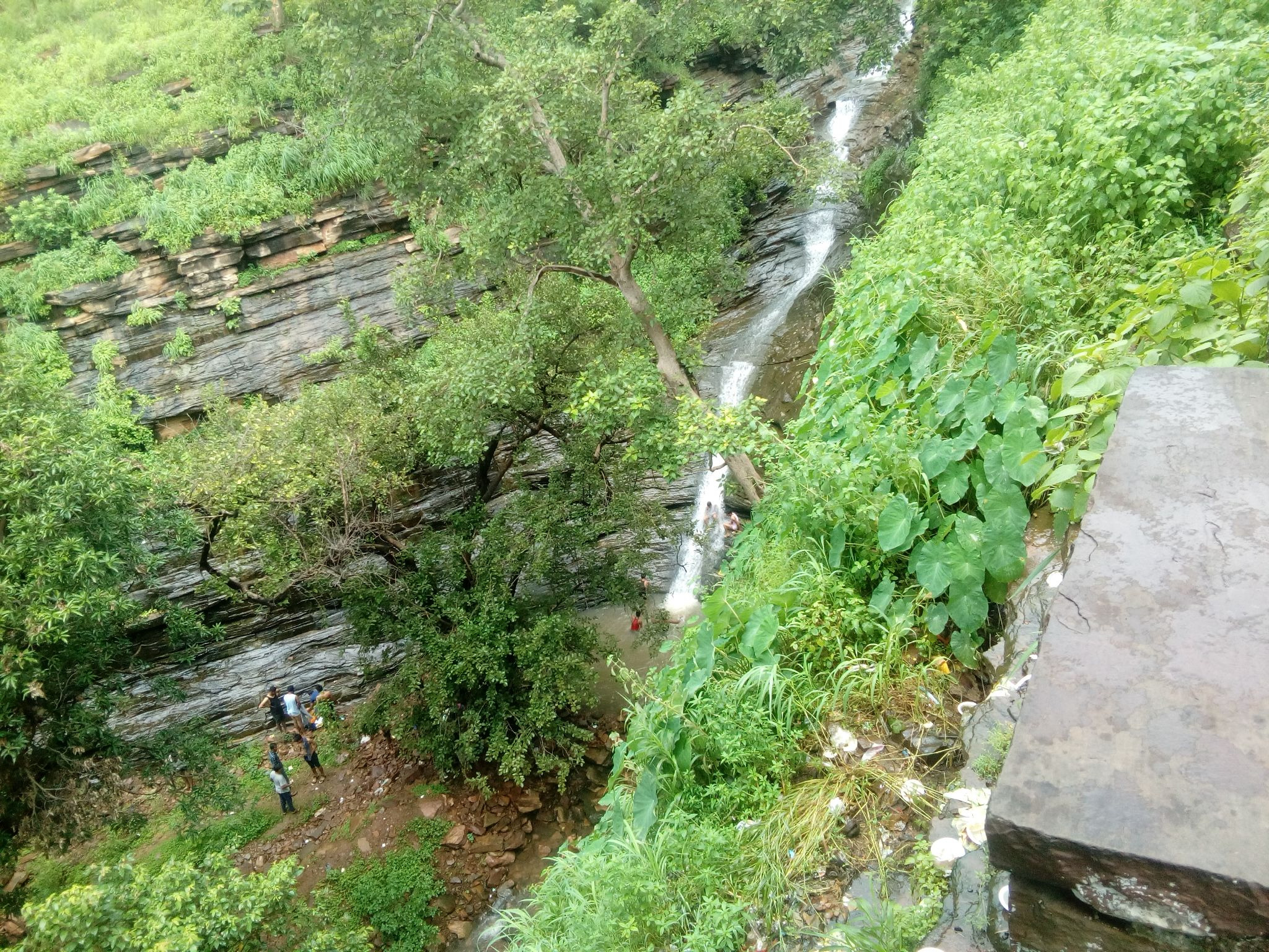 Malan Kho Waterfall: A Natural Oasis, Chanderi image-39