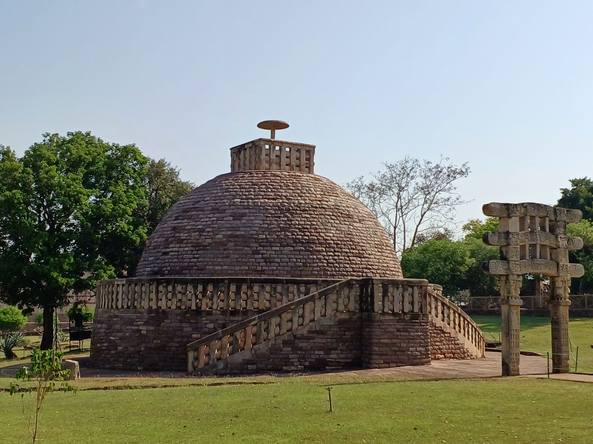 Sanchi Stupa 3, 2nd century BCE, Shunga dynasty image-48