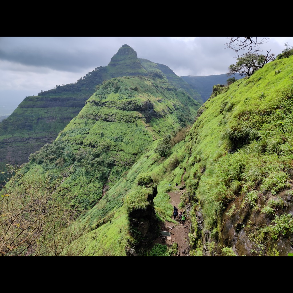 Vikatgad fort