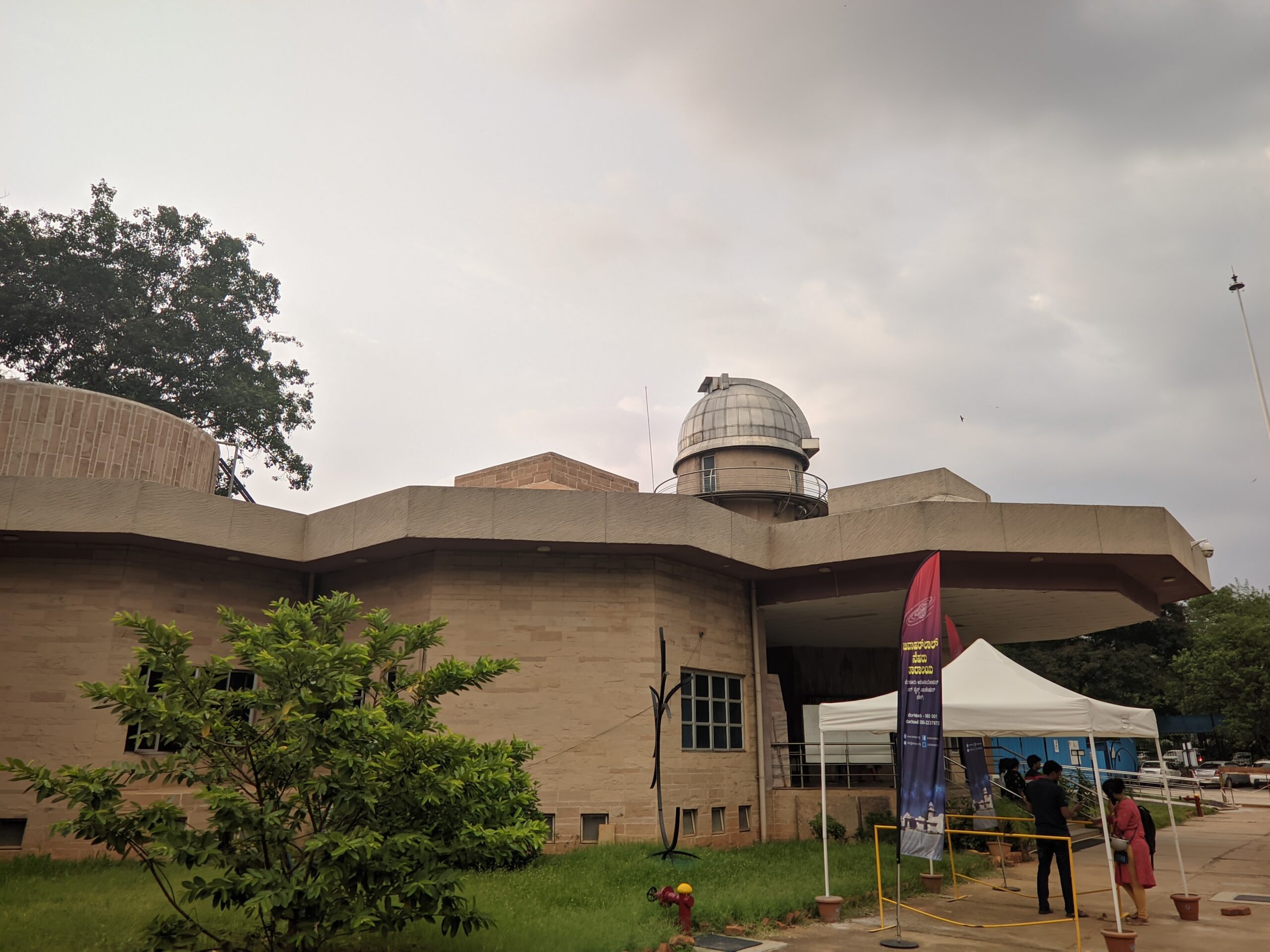 Jawaharlal Nehru Planetarium, Timing, Entry fees: Bangalore Jawaharlal Nehru Planetarium