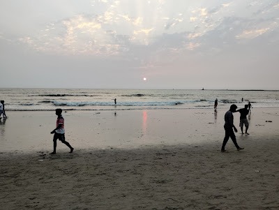 madh beach