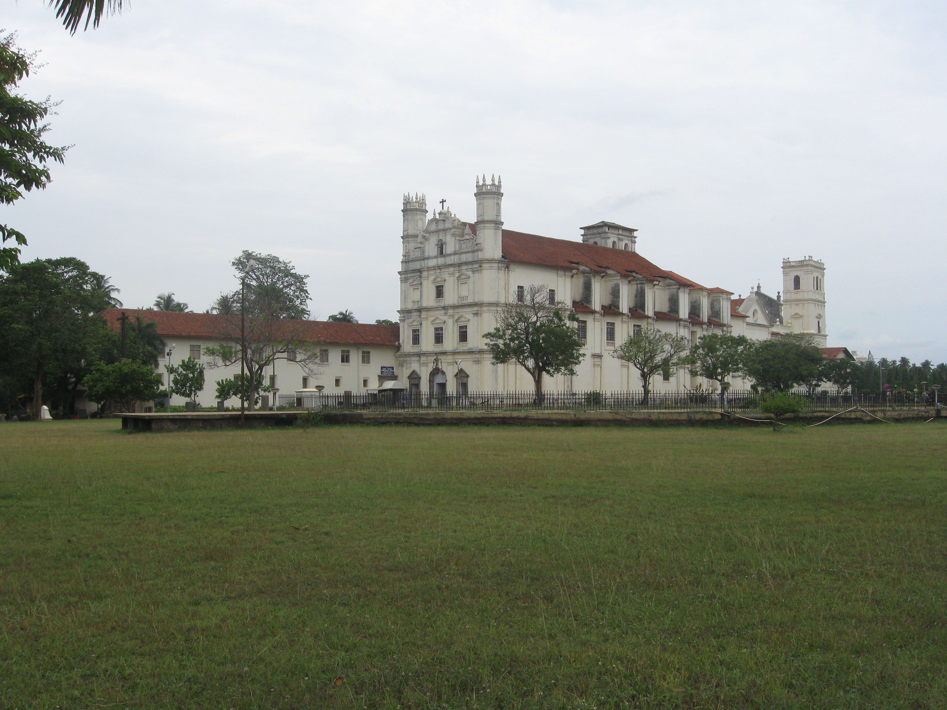 Church and Convent of St. Francis of Assisi, Diu Church_of_St._Francis_of_Assisi