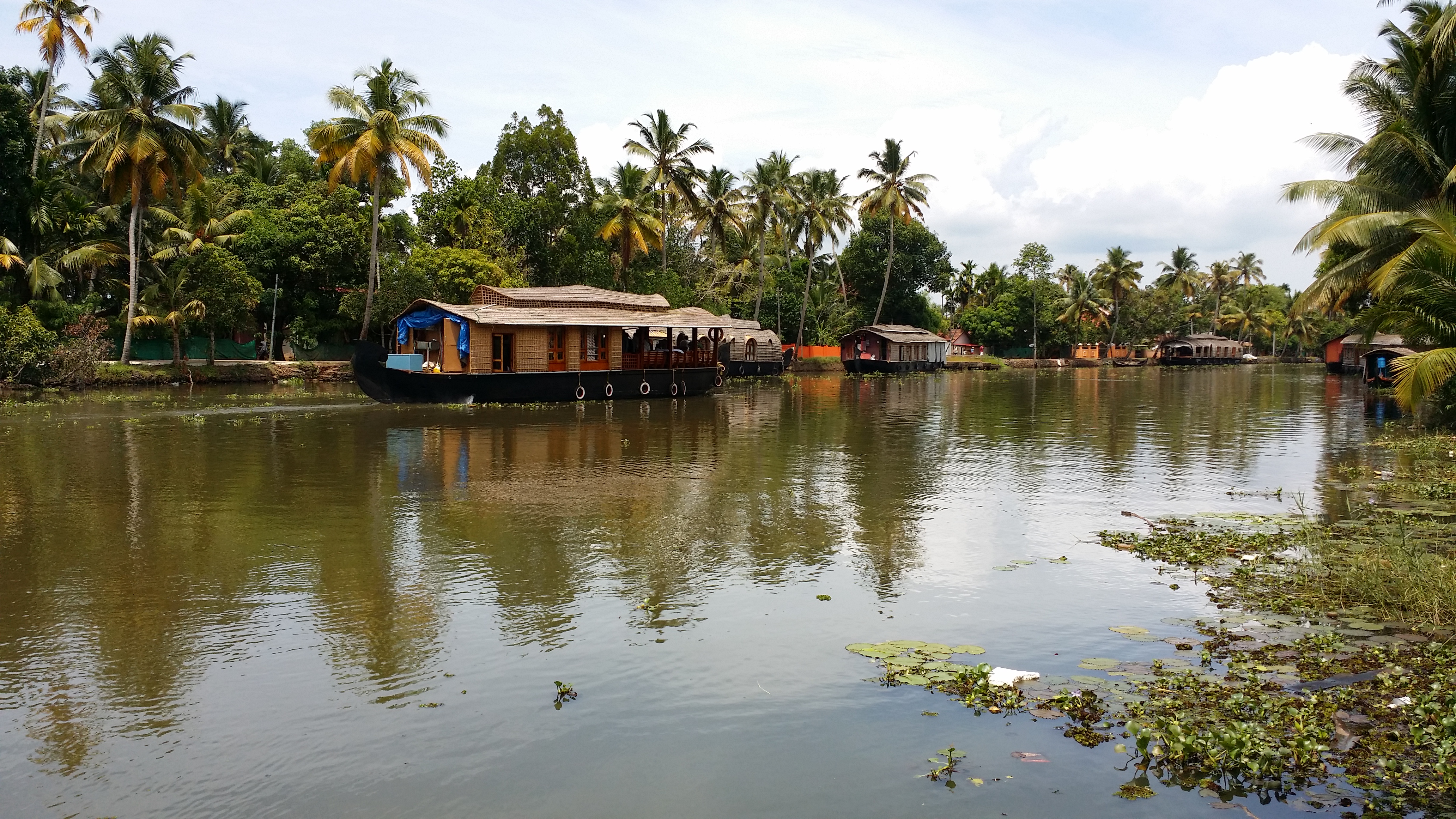 Vembanad Lake, Punnamada Lake -Waterways, Lagoons, Canals Vembanad Lake