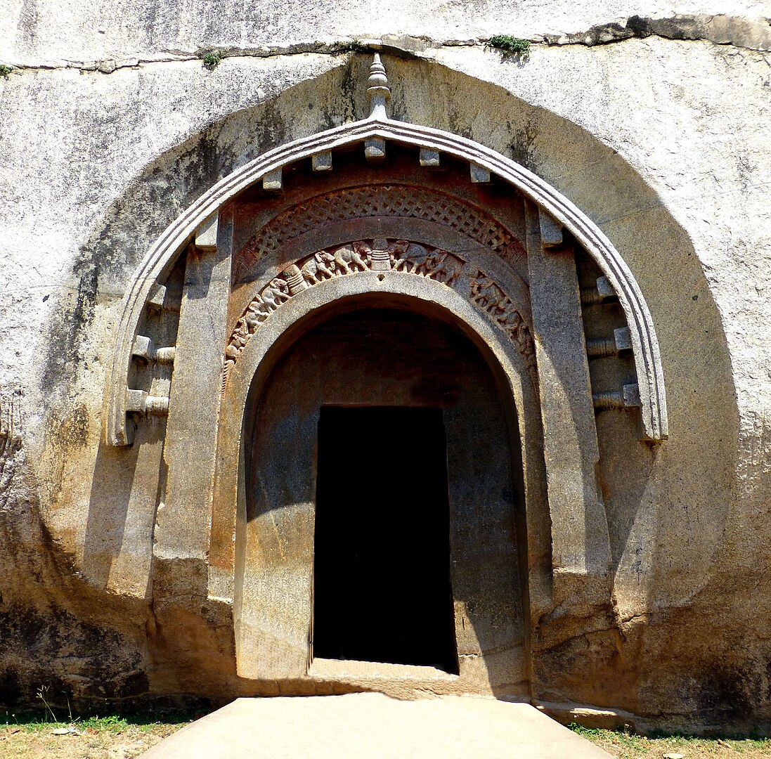 Barabar Caves, 3rd century BCE, History, Architecture: Bihar Barabar caves