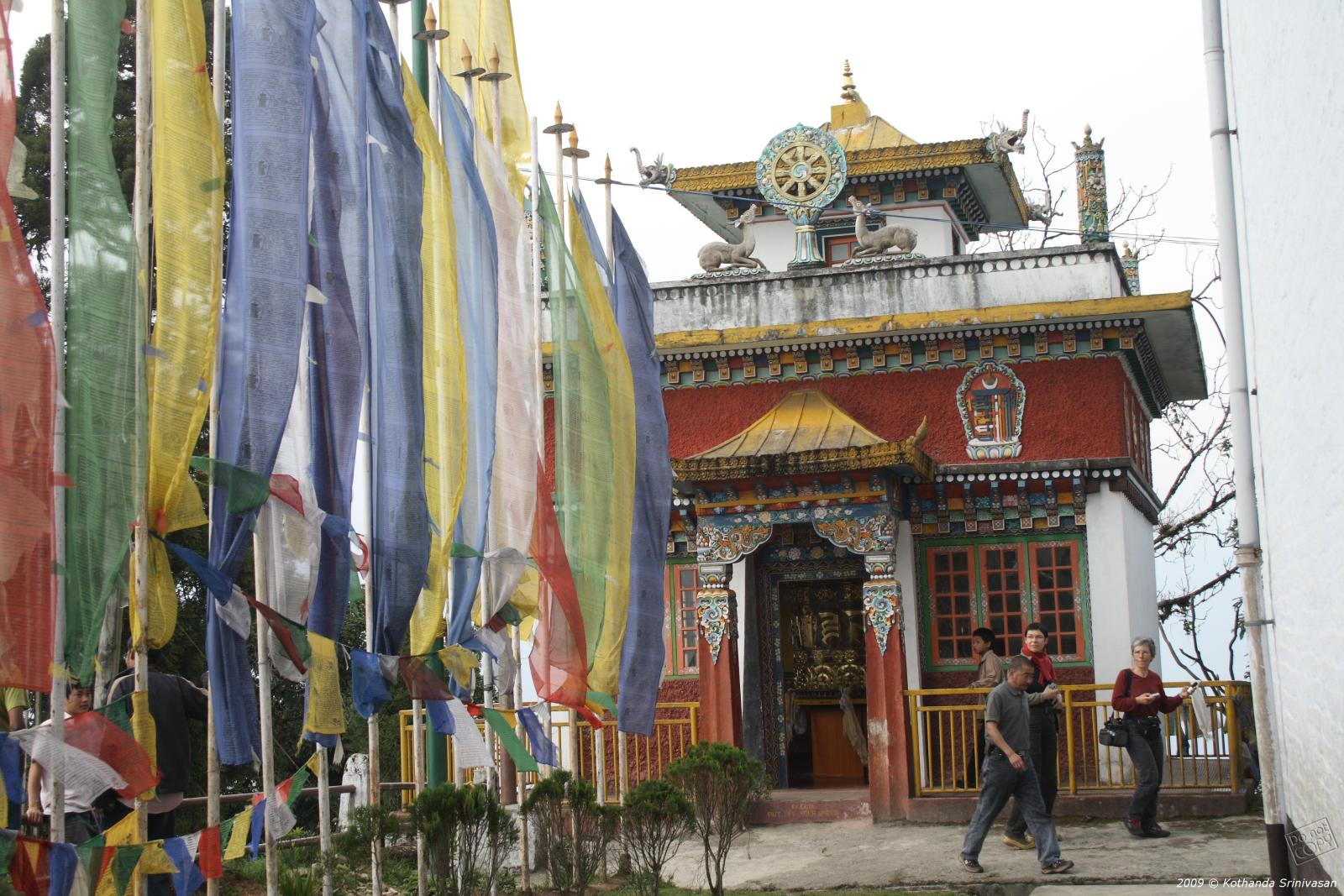 Pemayangtse Gompa, History, Architecture - Sikkim Main_Shrine_of_Pemangytse_Gompa_with_prayer_flags