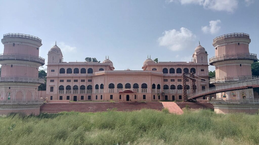 Sheesh Mahal, Punjab