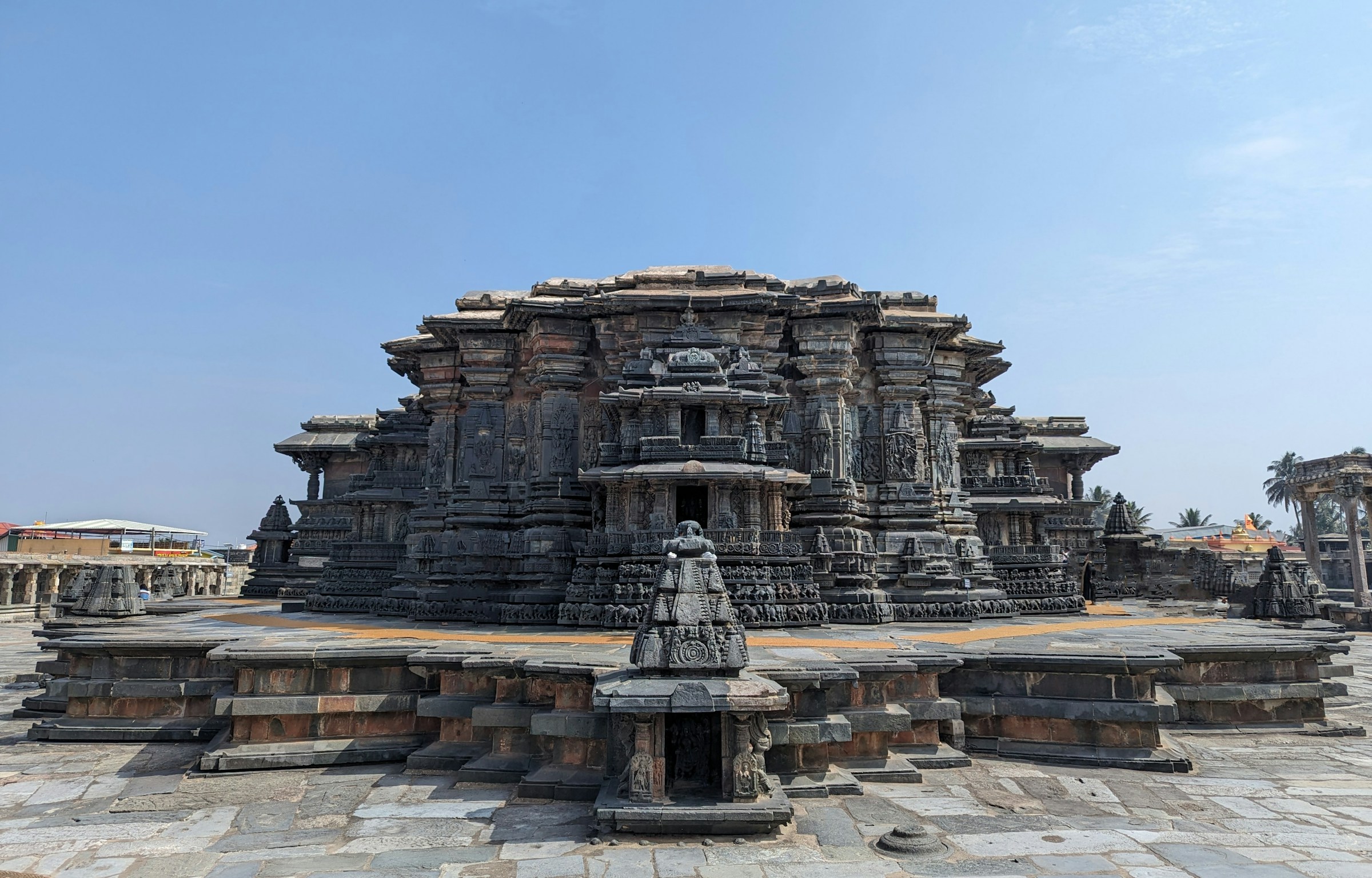 Belur Belur