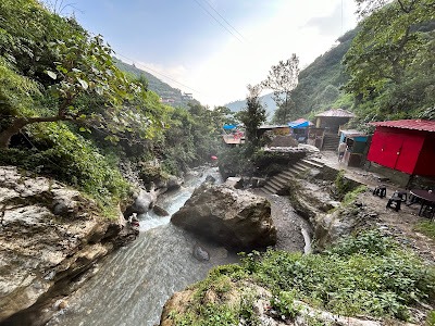Bhatta Falls