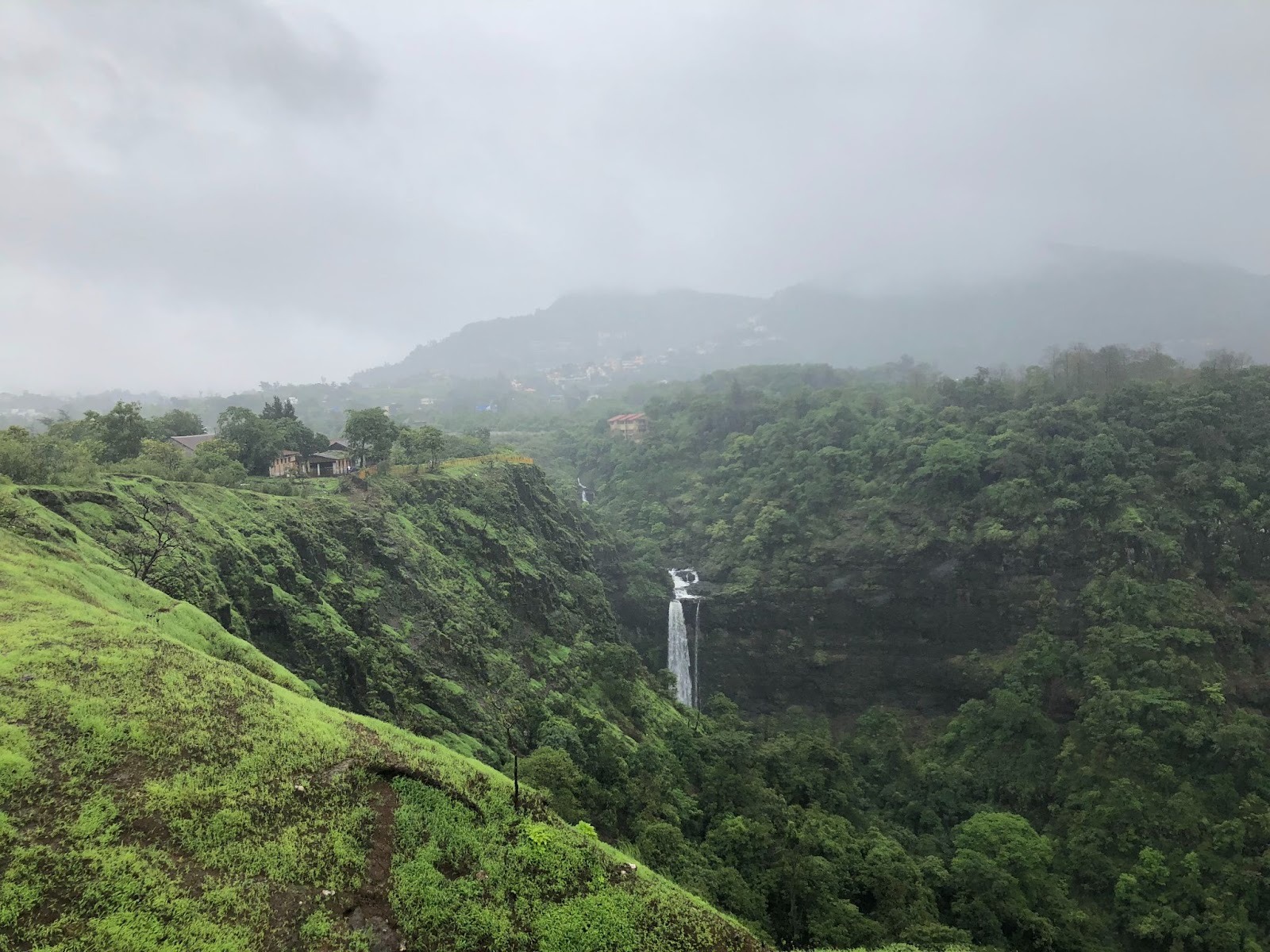 Kune waterfall, Lonavala, Maharashtra Kune waterfall