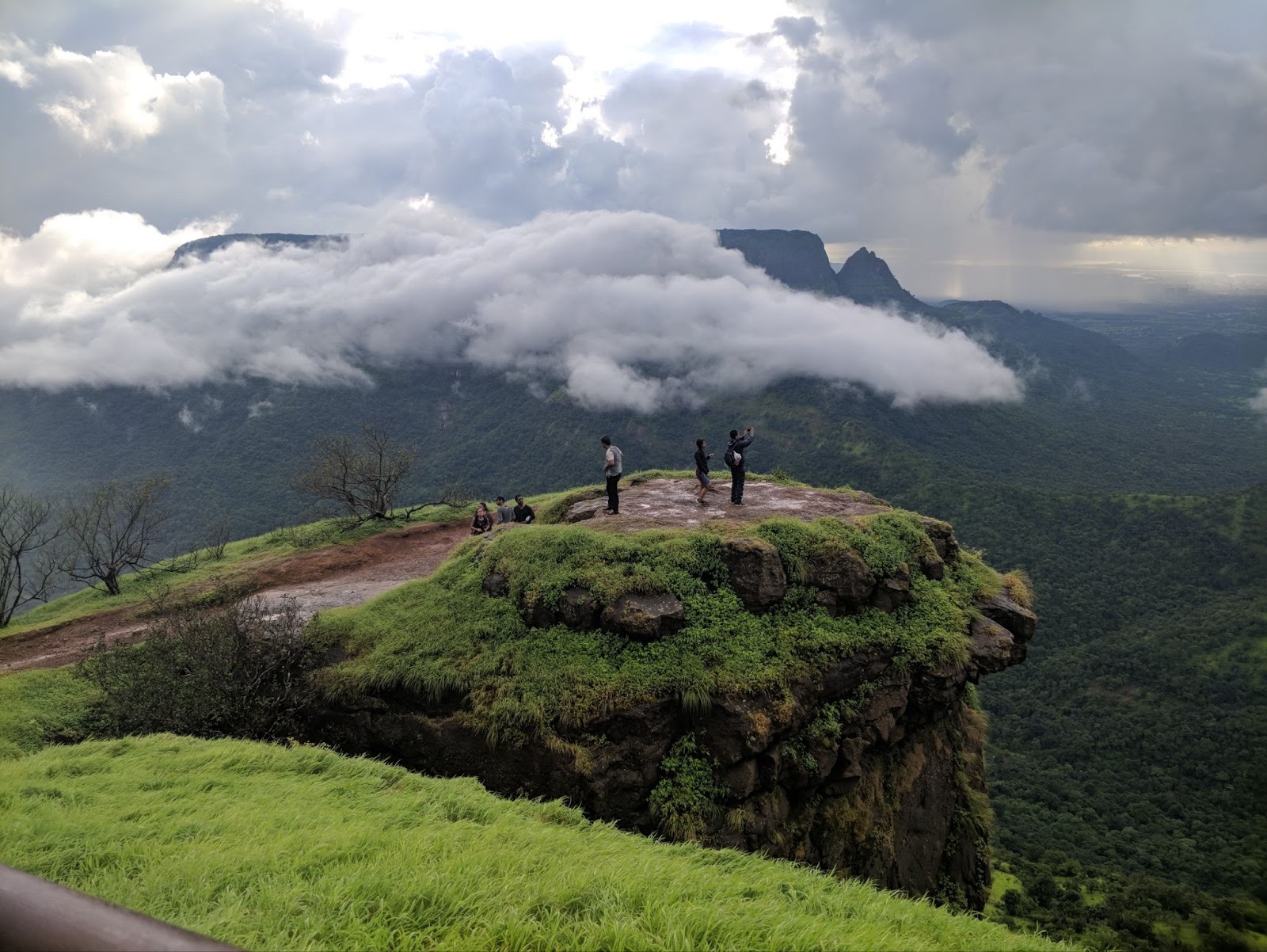 Louisa Point, How to Reach, Matheran, - Maharashtra Louisa Point