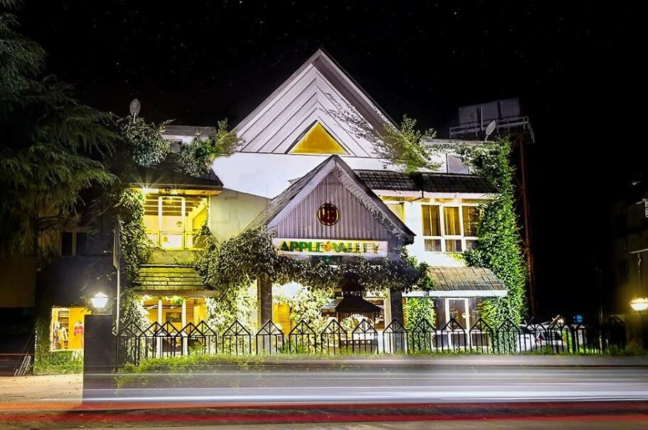 Apple Country Resort (Premium Cottages)
